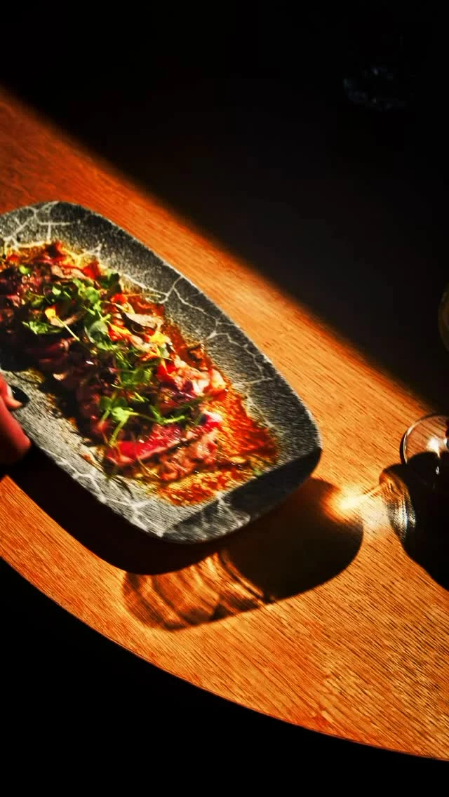 🍽️ Von Burger bis Sushi – und süße Versuchungen!

Im Pier 23 erwartet dich eine riesige Auswahl an kreativen Gerichten und verführerischen Desserts, liebevoll zubereitet und voller Geschmack. Für jeden Gaumen ist etwas dabei – lass dich verführen und genieße jeden Moment! ✨

#Pier23Leer #Foodie #Genussmomente #Kulinarik #VielfaltGenießen #Dessertliebe