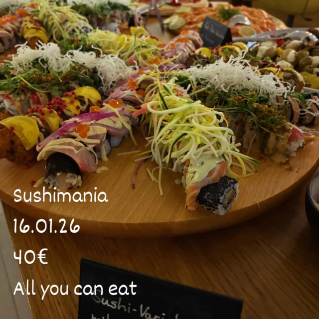Sushimania, vielen verschiedene Rollen, Sashimi, Sushi, Nigeri werden direkt im Restaurant zubereitet zum schlemmen und genießen .
Es sind noch 3 Tische frei! Schnell den Platz sichern.